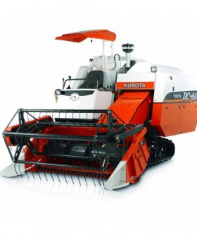 Máy gặt đập liên hợp Kubota DC60